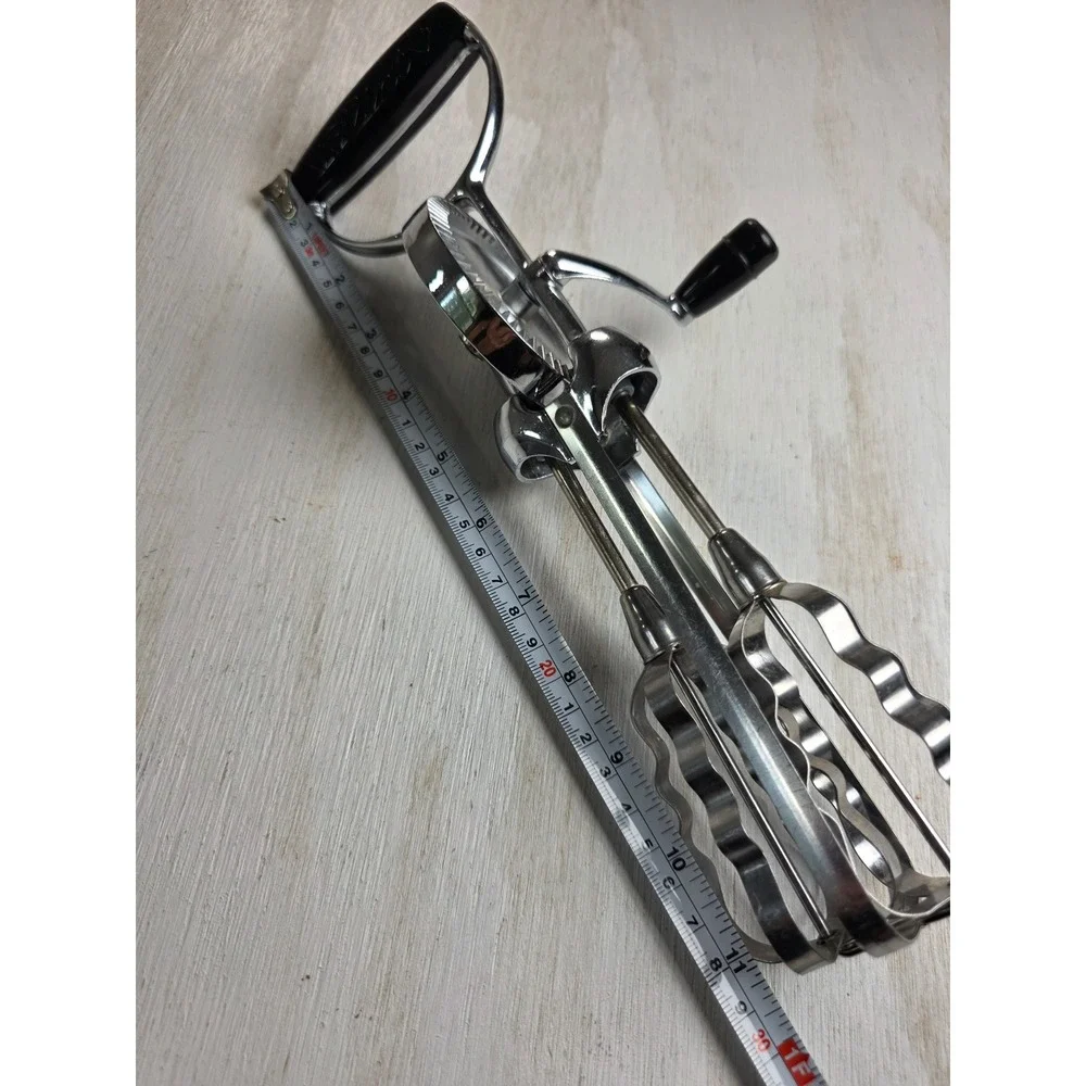 Vintage EKCO Flint Best Hand Crank Egg Beater Stainless Chrome Black Handle 12in